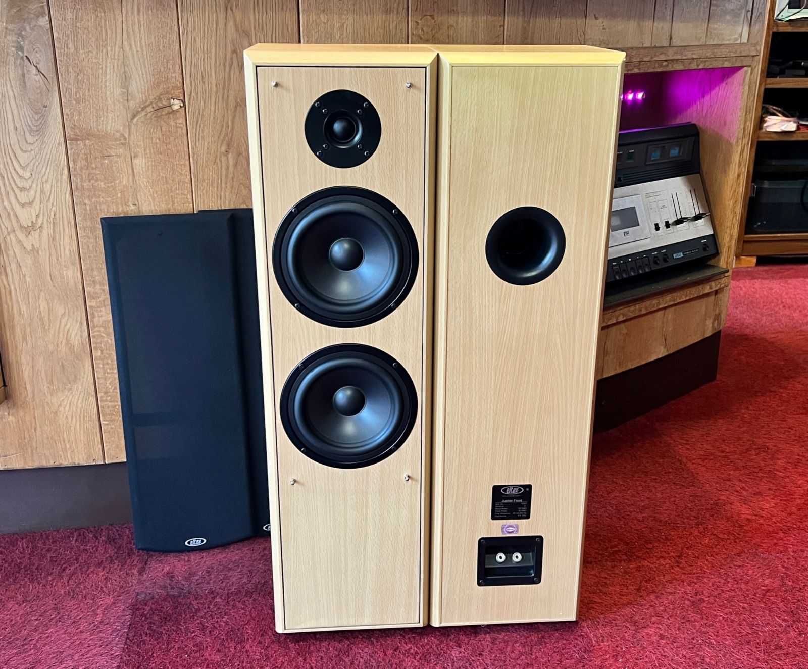 Eltax Jupiter - 3 weg Vloerstaande Speakers - 180 Watt